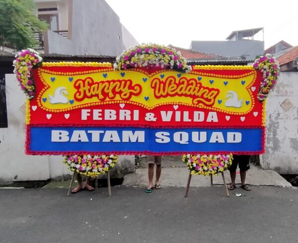 Papan Bunga Gandeng Besar